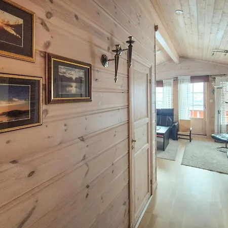 4 Bedroom Stunning In Voringsfoss Vakantiehuis Garden