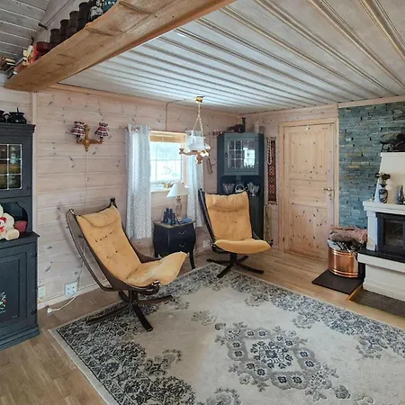Vakantiehuis 4 Bedroom Stunning In Voringsfoss Garden