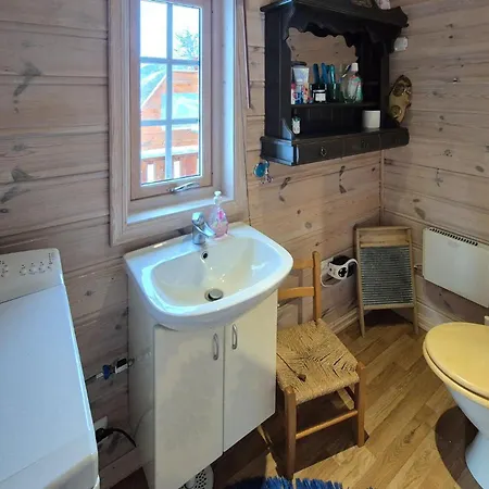 4 Bedroom Stunning In Voringsfoss *